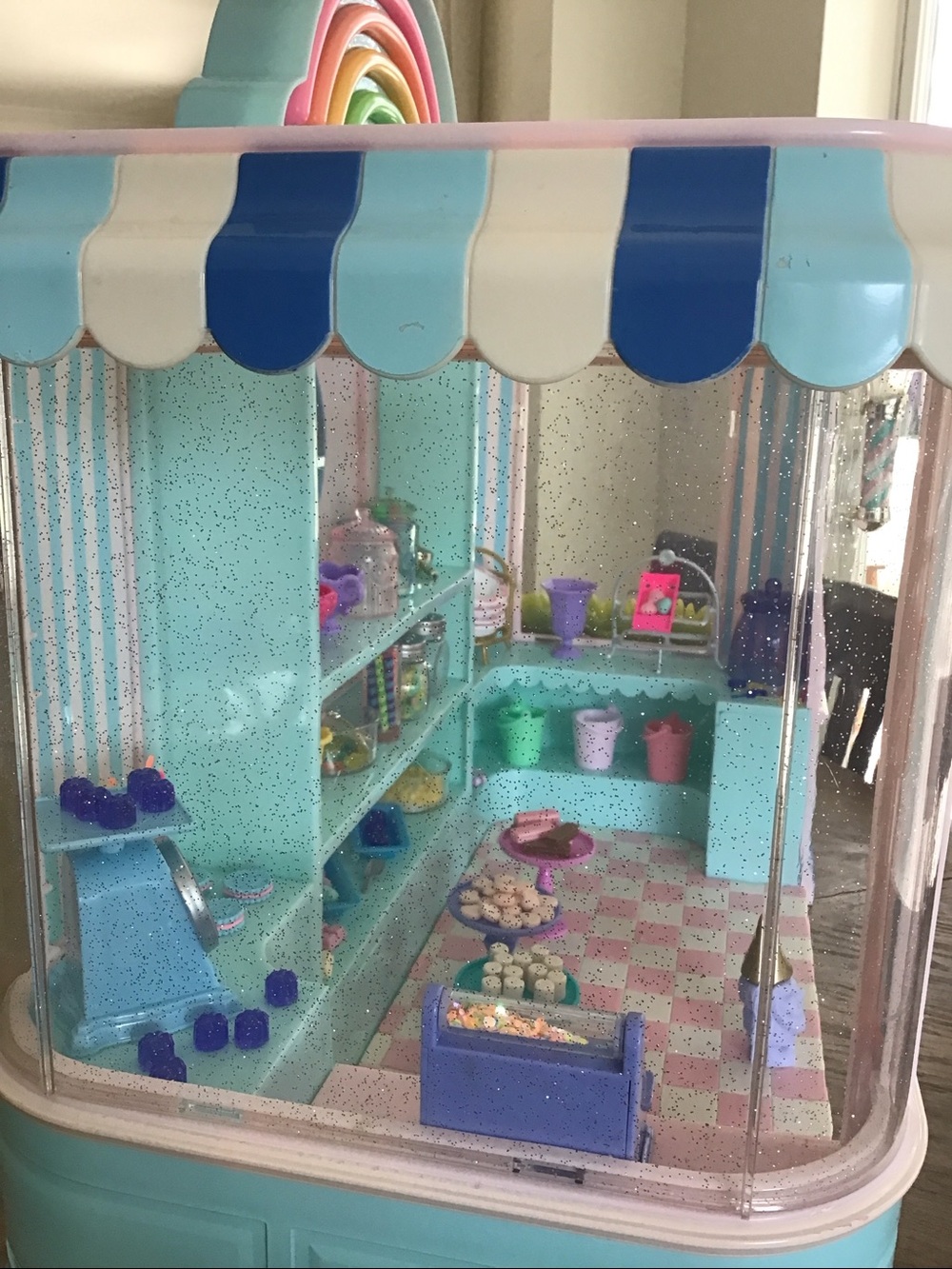 Glitter Girls Sweet Shop Playset - Picture 13 of 16